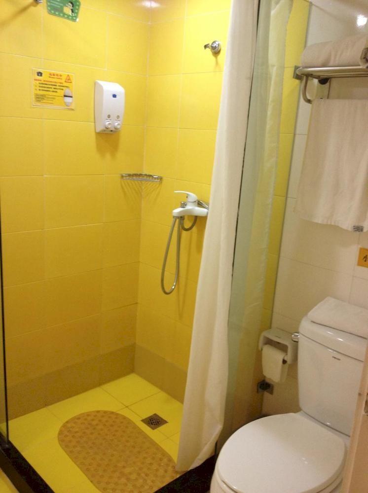 Home Inn Guangzhou Middle Jiefang Road Gongyuanqian Metro Station Canton Esterno foto
